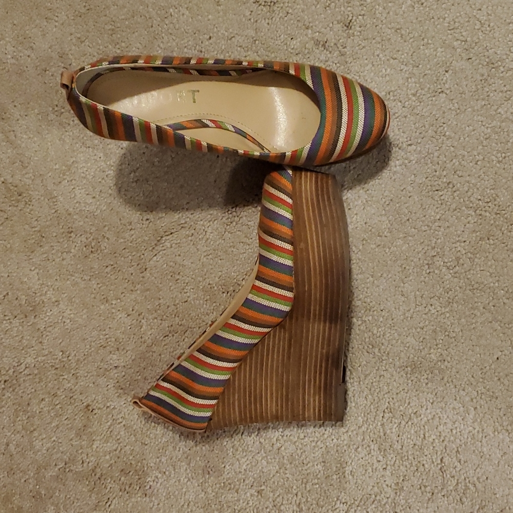 Report Striped Wedge Platform Heels Size 9